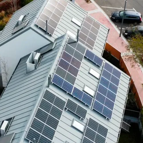 Imágen instalación paneles solares 21